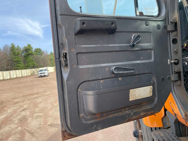 1995-international-2554-image-64