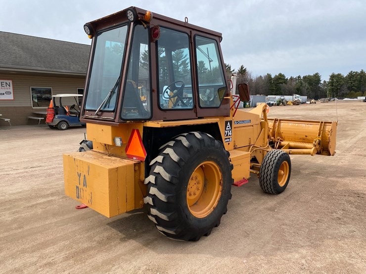 #1004-•-1982-allis-chalmers-714-series-b-industrial-plow-tractor-image-7