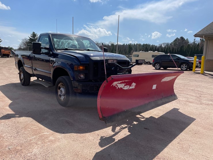 2009-ford-f250-xl-image-3