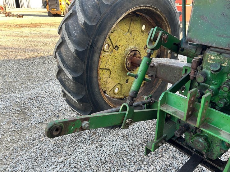 john-deere-60-image-13