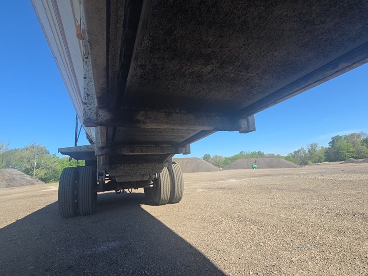 2000-red-river-live-bottom-image-68