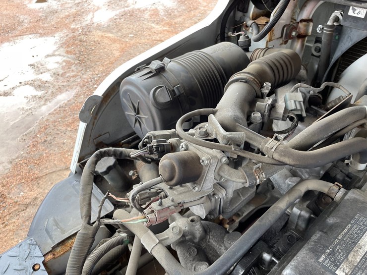 #1165-•-unicarriers-3,450-lbs-lp-forklift-image-35