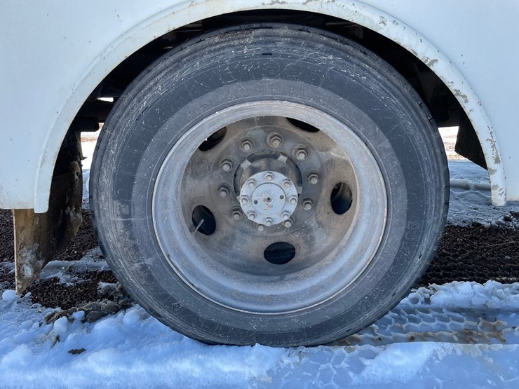 2000-international-4700-image-65