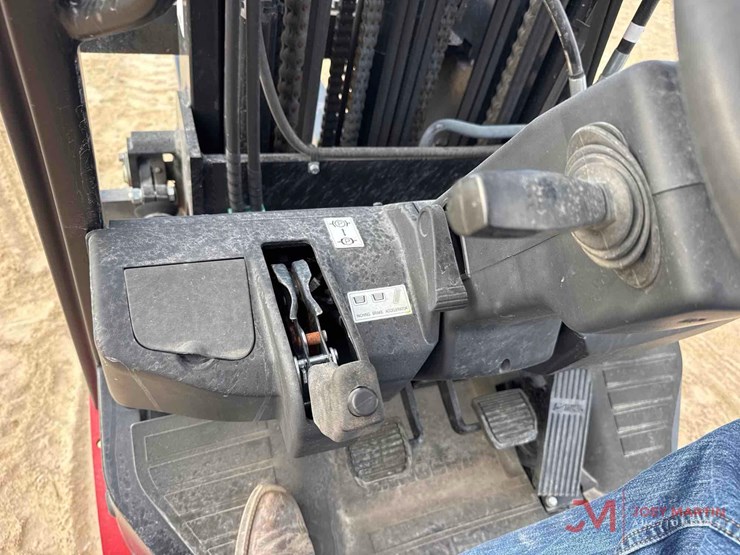 hangcha-cpyd32-xw71f-c-straight-mast-forklift-image-17