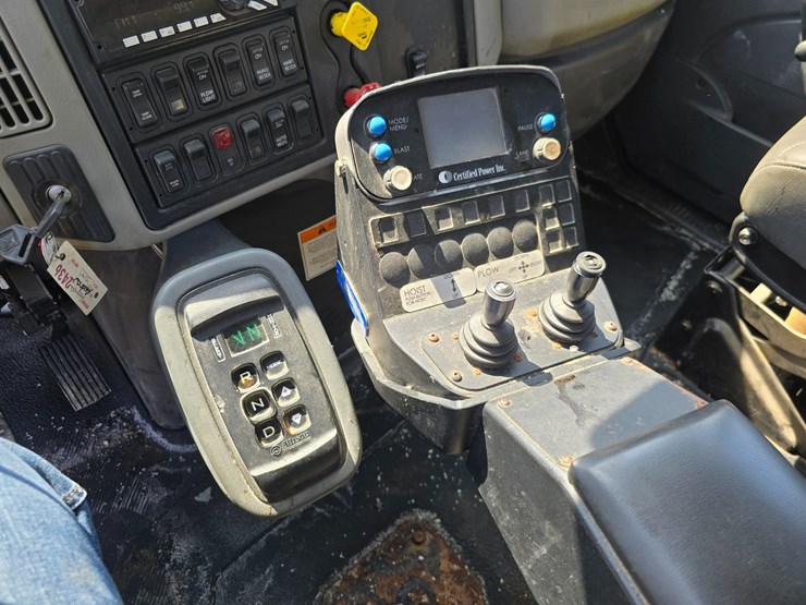 2015-international-workstar-7400-image-63