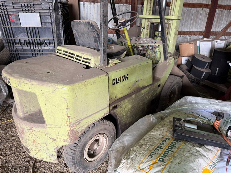 clark-l500y55-forklift-image-6