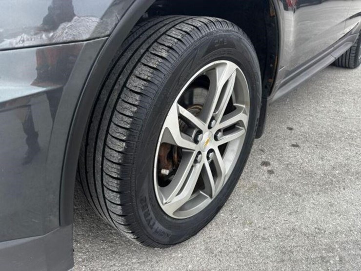 2017-chevrolet-equinox-image-93