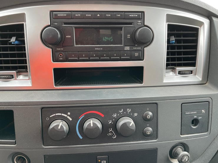 2008-dodge-ram-5500-image-59