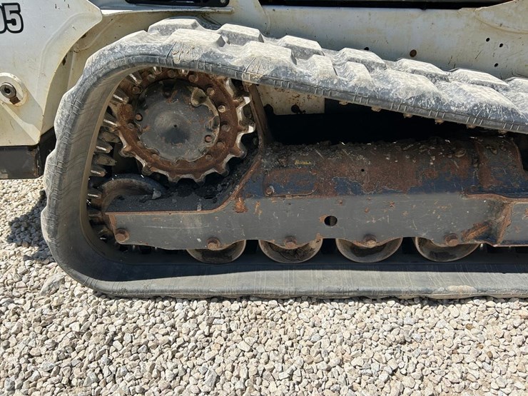 2019-bobcat-t595-image-13