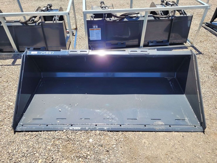 wolverine-tdb-11-78w-track-duty-bucket-image-1