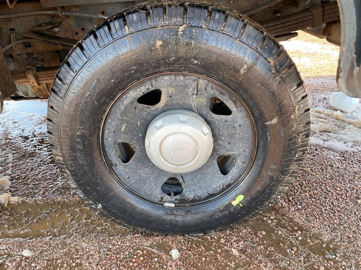 2009-ford-f350-image-17