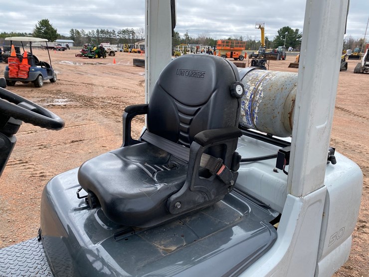 #1163-•-unicarriers-3,450-lbs-lp-forklift-image-38