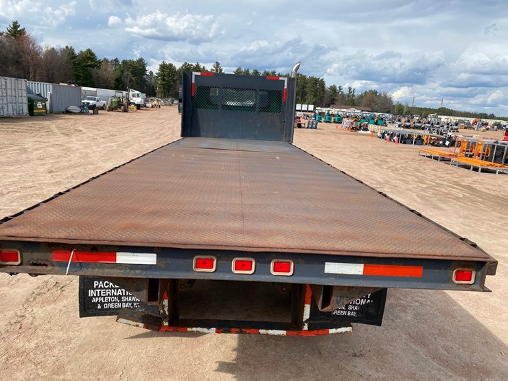 2003-international-7400-image-23