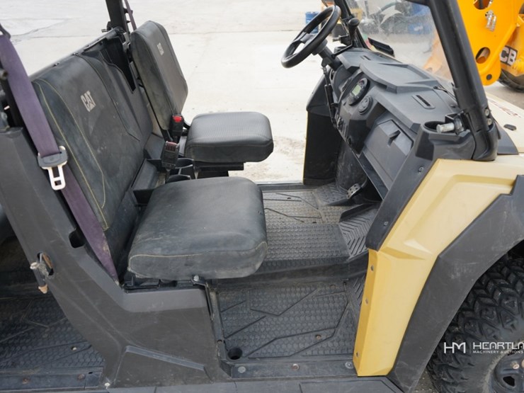 2019-caterpillar-cuv85-utv-image-9