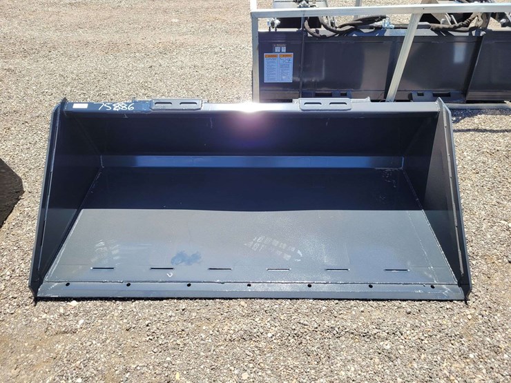 wolverine-tdb-11-72w-track-duty-bucket-image-1