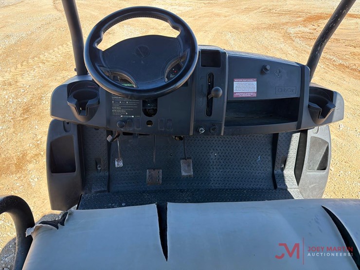 club-car-carryall-1700-image-9