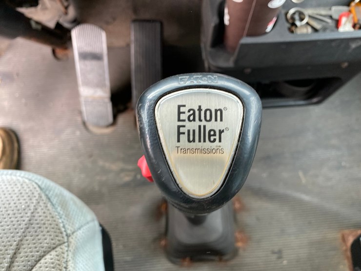 1998-kenworth-t800-image-40