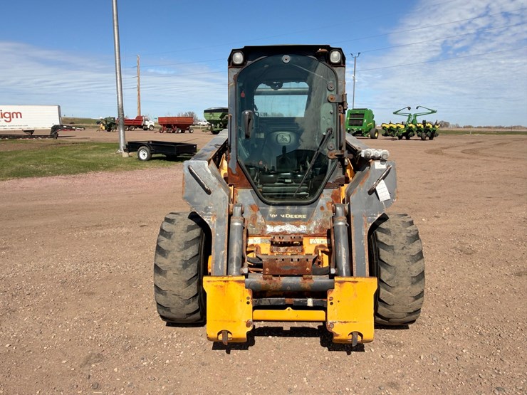 2014-deere-328e-image-2