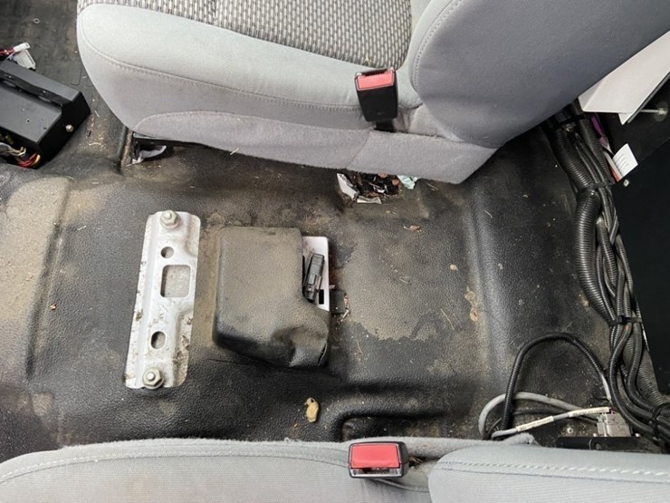 2016-ford-f350-sd-image-14