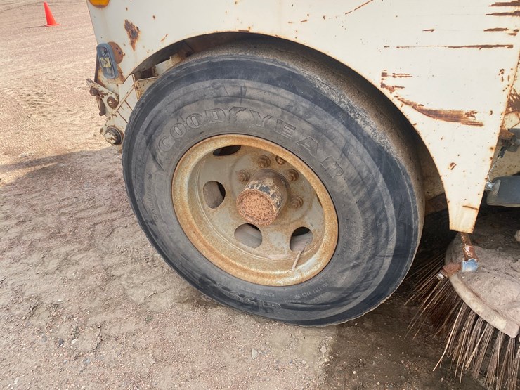 elgin-pelican-s-image-10