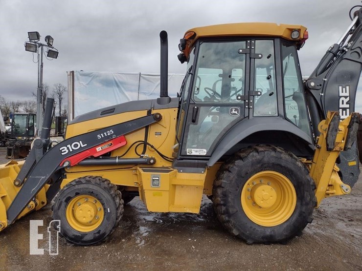 2020-deere-310l-image-12