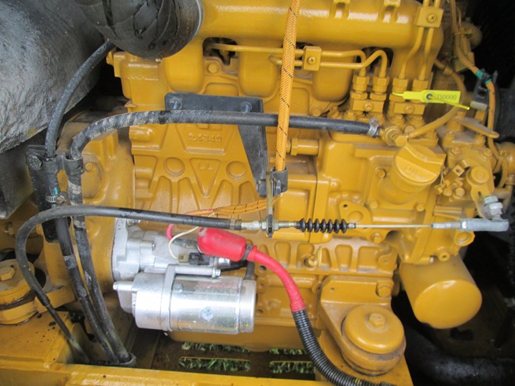 caterpillar-305.5-image-19