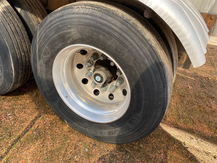 1992-walker-tanker-image-8