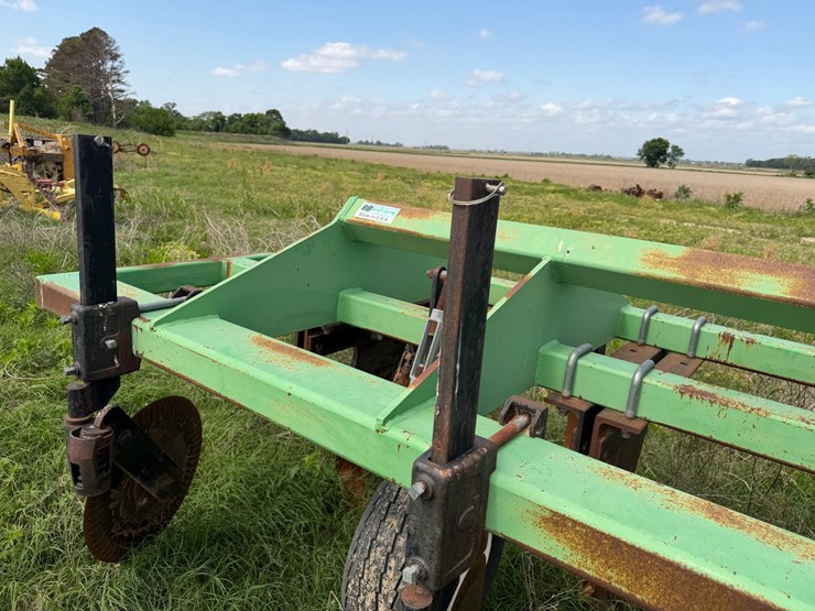 #46934-•-bigham-6-row-38"-terra-till-image-38