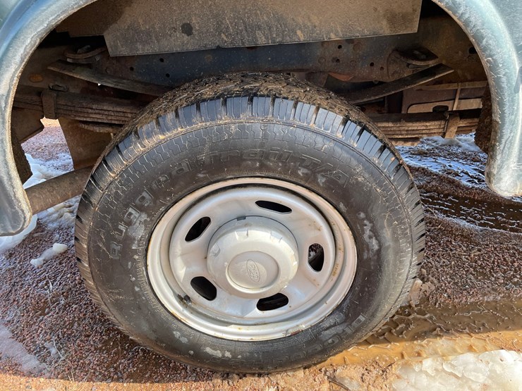 2009-ford-f350-image-23