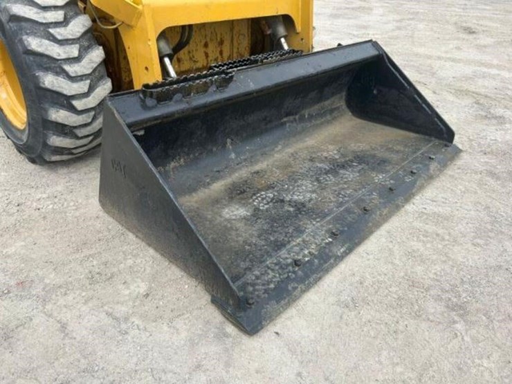 2014-caterpillar-262d-image-50