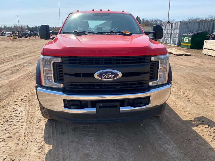 2018-ford-f450-image-2