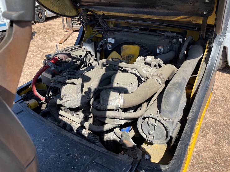 #1137-•-yale-4,000lb-lp-forklift-image-30