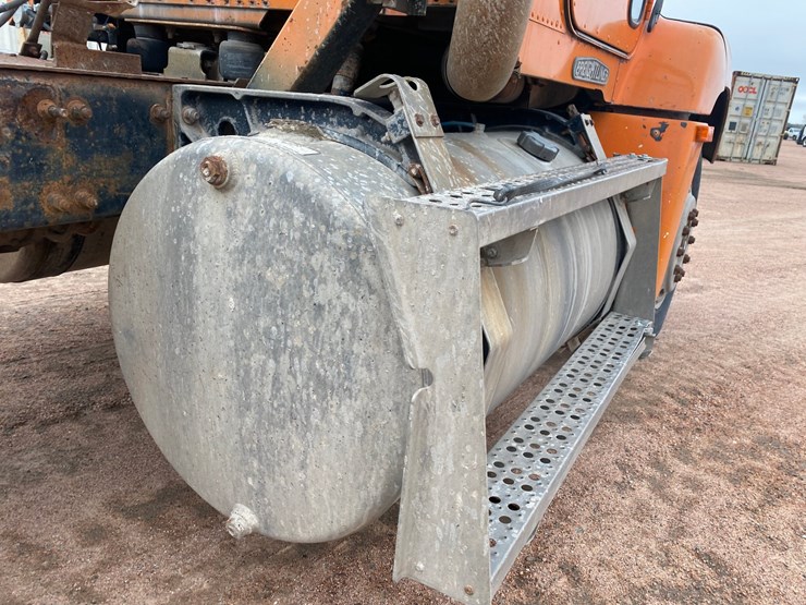 1995-cummins-m11-image-22