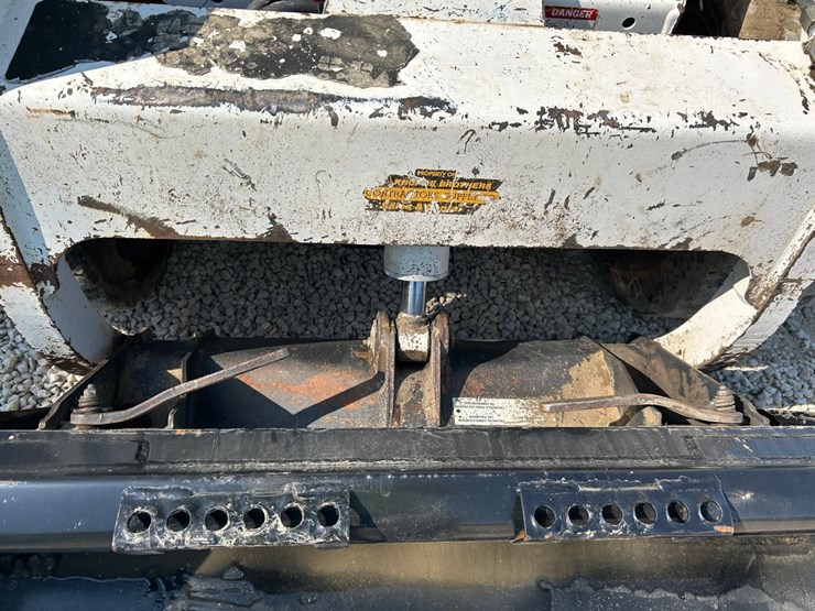 bobcat-742b-image-10