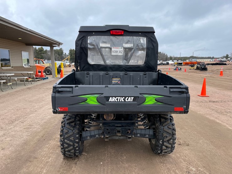 2017-arctic-cat-700-image-4