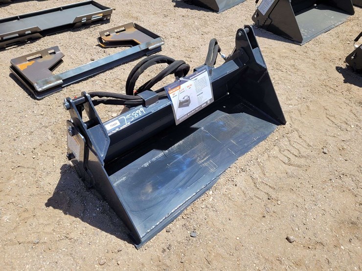 wolverine-mcb-11-48w-mini-skid-steer-combination-bucket-image-3