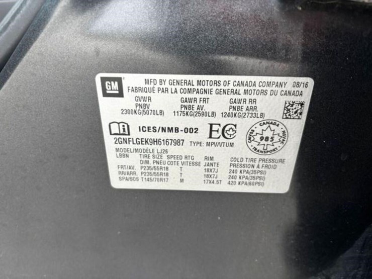 2017-chevrolet-equinox-image-8