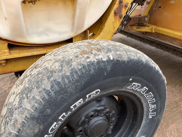 #1111-•-rosco-rb-28-sweeper-image-36