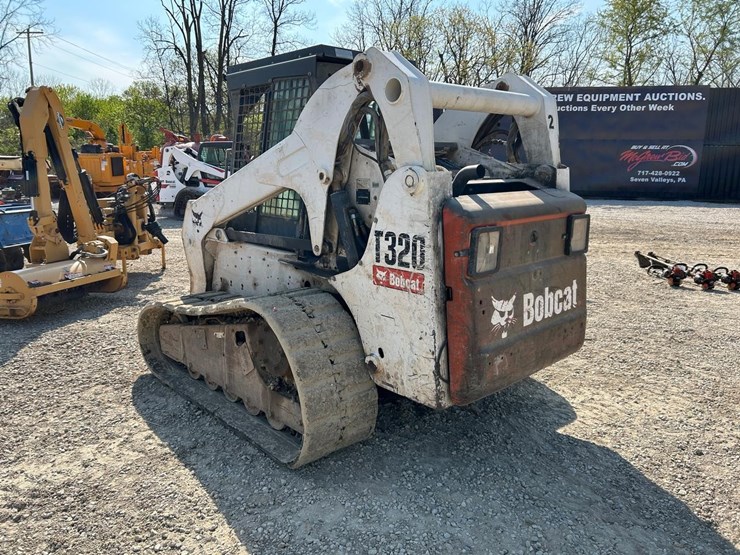 bobcat-t320-image-2