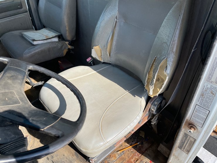 1999-international-4900-image-29