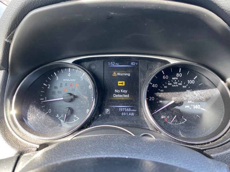 2016-nissan-rogue-image-32