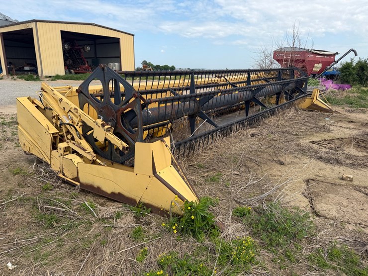 new-holland-973-image-4