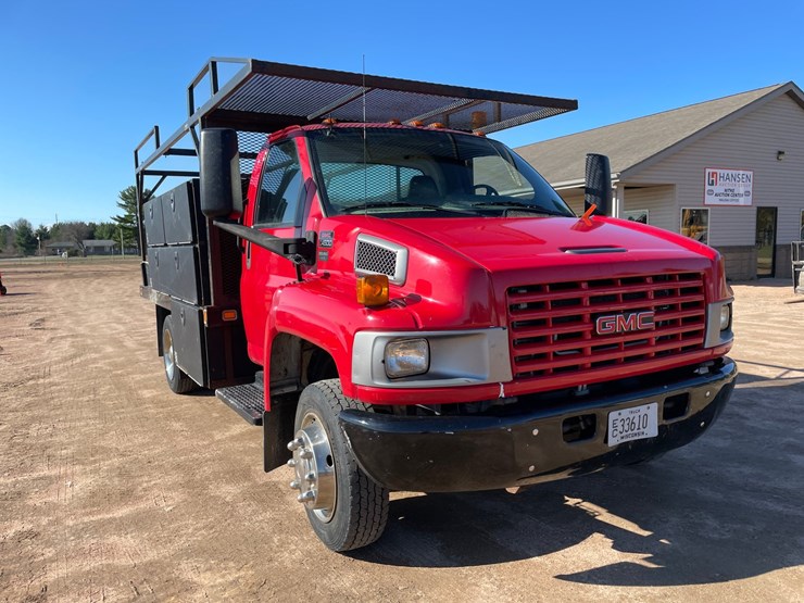 2006-gmc-topkick-image-3