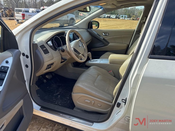 2011-nissan-murano-sl-image-10