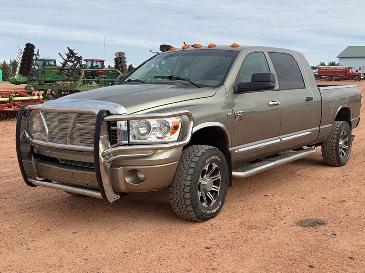 2009-dodge-3500-image-1