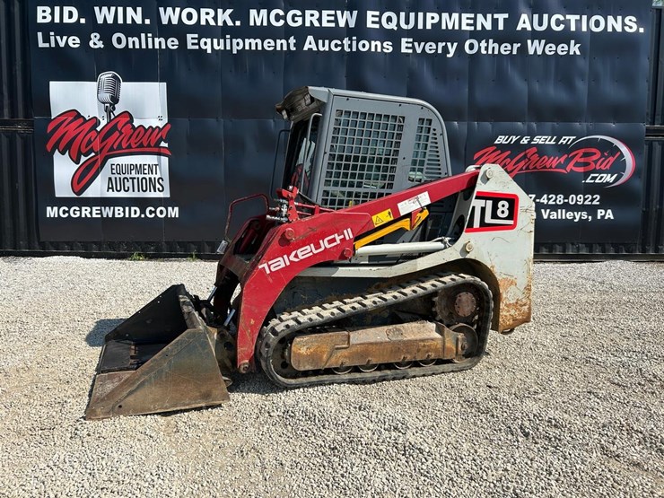 2016-takeuchi-tl8-image-1