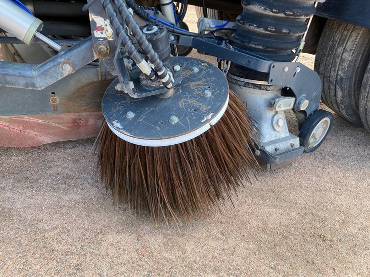 2007-freightliner-fc80-image-21