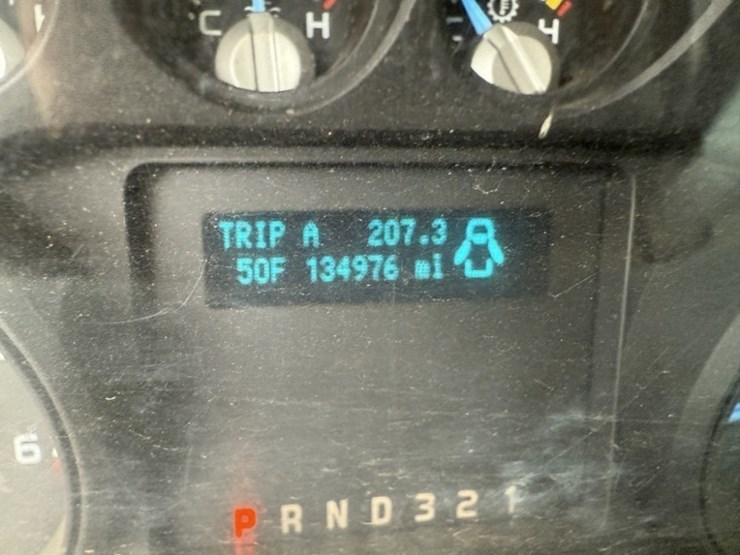 2015-ford-f550-sd-image-30