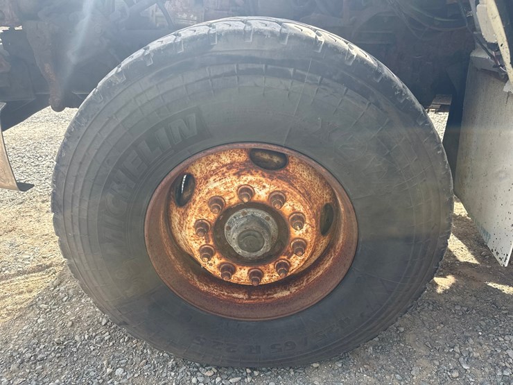 1997-cummins-m11-image-60