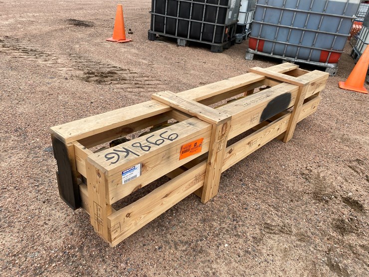 komatsu-pc220-image-1